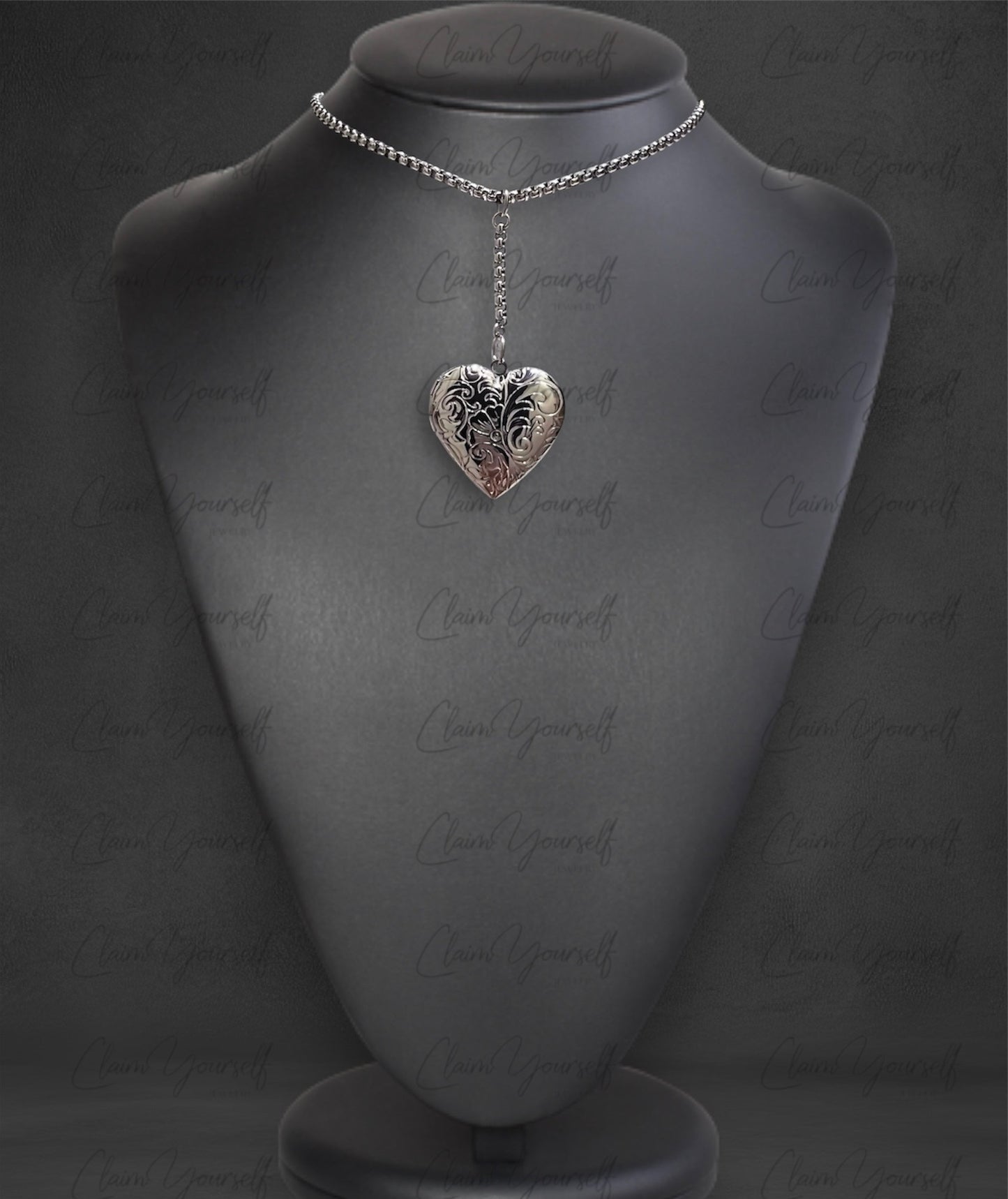Collana Ellen Medaglione Cuore Nosferatu - Ciondolo Portafoto Locket Gotico - Acciaio Inossidabile - Incisione Gratuita