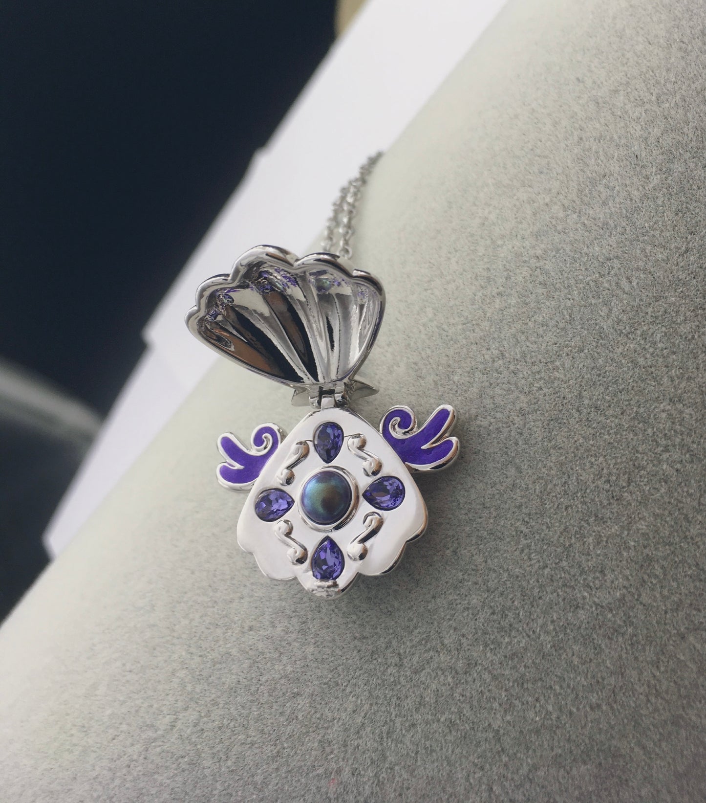 Collana Ciondolo Conchiglia Sirena Locket Medaglione Perla Viola e Cristalli Mermaid Melody