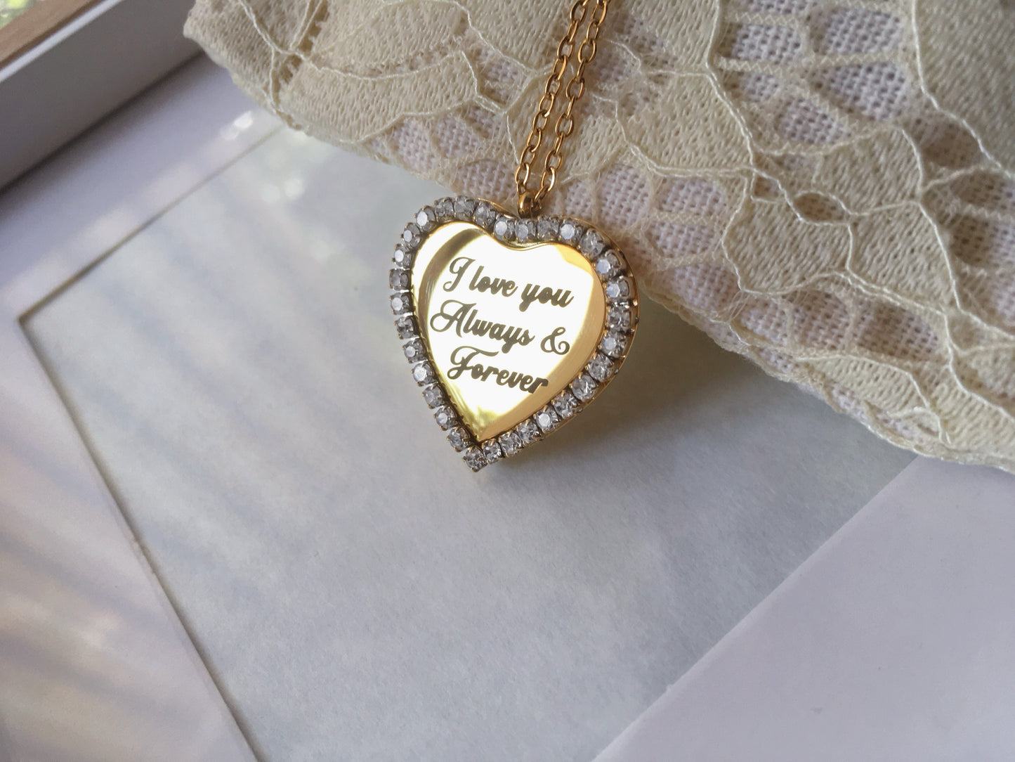 Collana Ciondolo Cuore Cristalli Cubic Zirconia Nome Inciso Iniziale Acciaio Inossidabile Oro 18k Idea Regalo Incisione Personalizzata