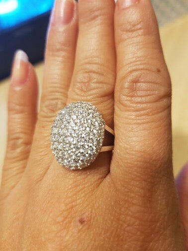 "Bella" Engagement Ring in 925 Sterling Silver and Cubic Zirconia crystals