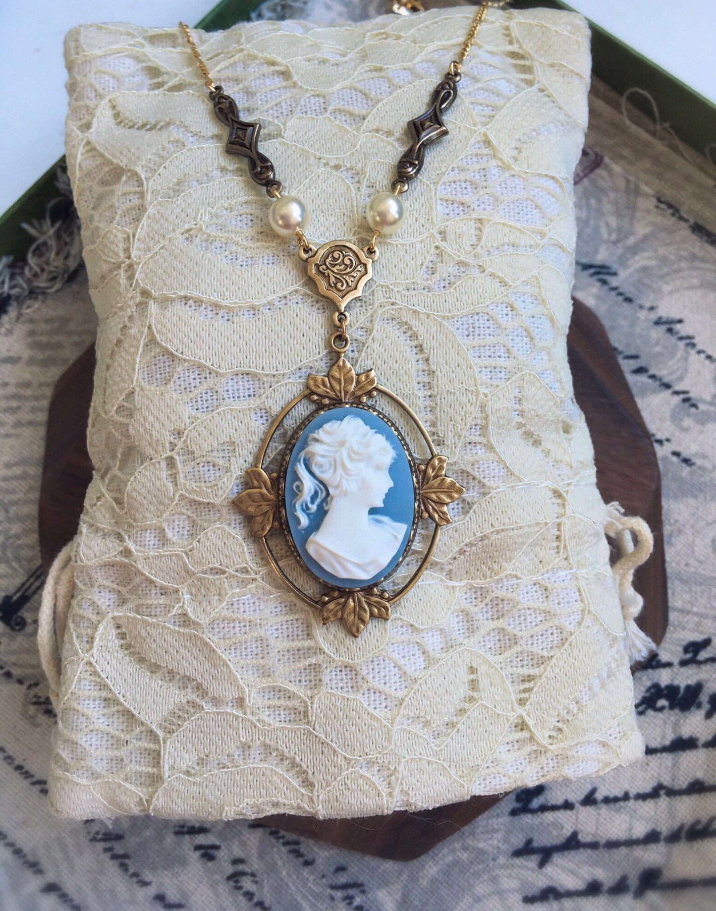 Collana Vampire Katherine Pierce Cameo Azzurro Design #2