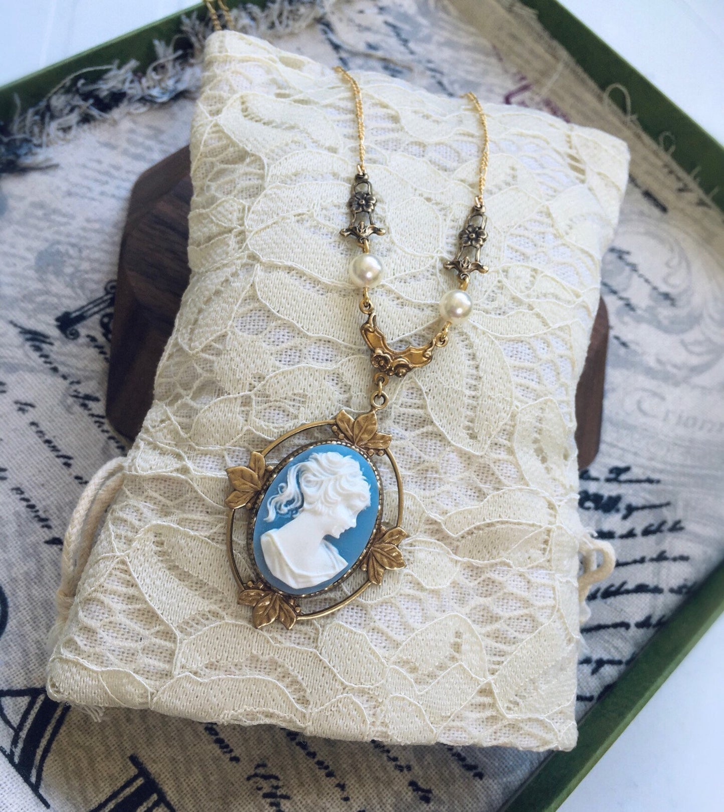 Collana Vampire Katherine Pierce Cameo Azzurro Design #1