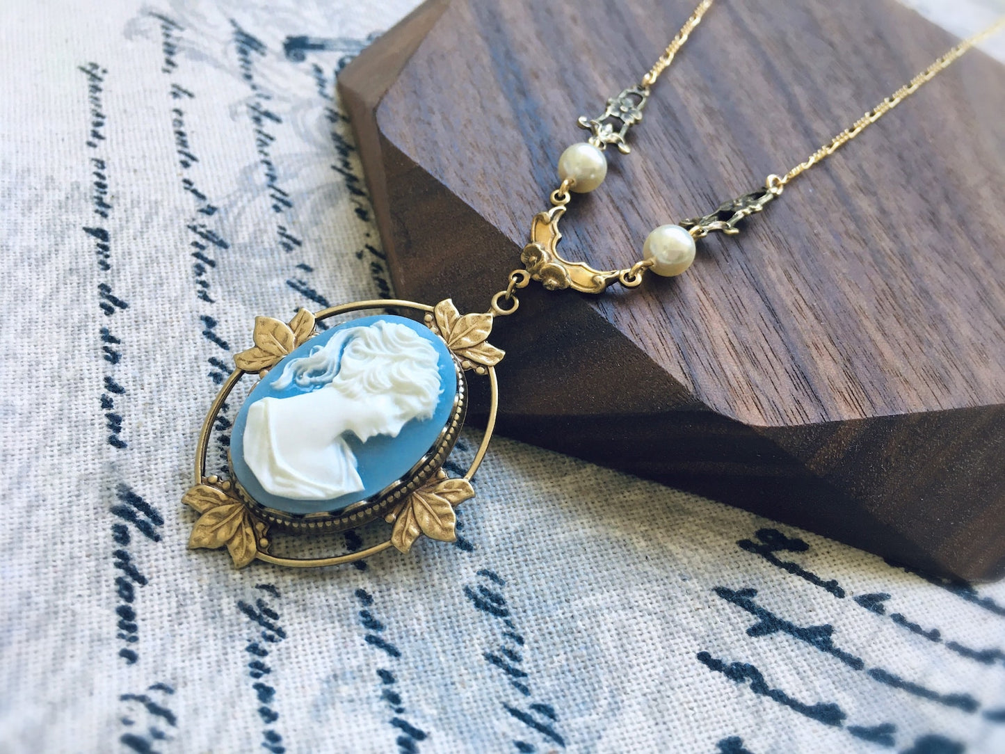 Collana Vampire Katherine Pierce Cameo Azzurro Design #1