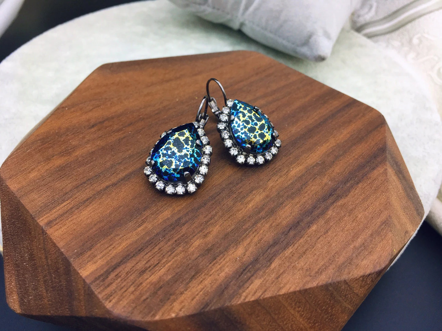 Orecchini a Goccia in Cristallo Swarovski Leopardati - Leopard Print Patina