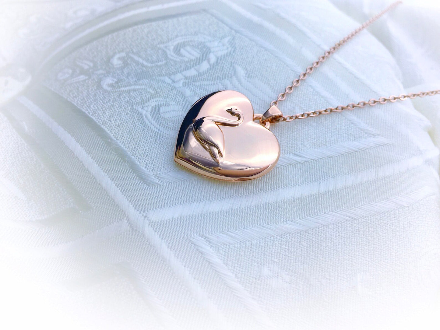 Collana Principessa Odette Ciondolo Cuore Apribile Cigno L'Incantesimo del Lago Locket Portafoto Oro Rosa