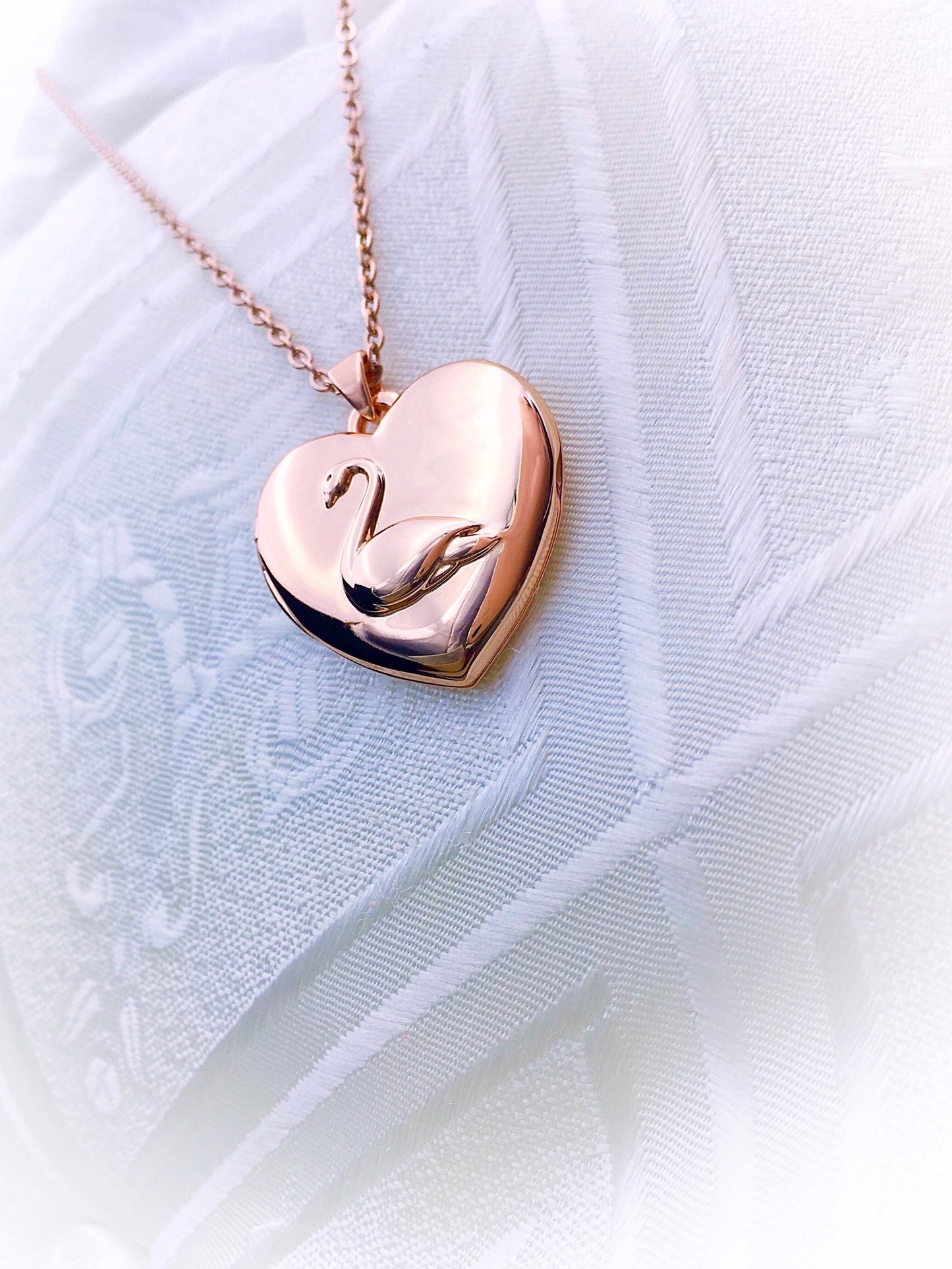 Collana Principessa Odette Ciondolo Cuore Apribile Cigno L'Incantesimo del Lago Locket Portafoto Oro Rosa