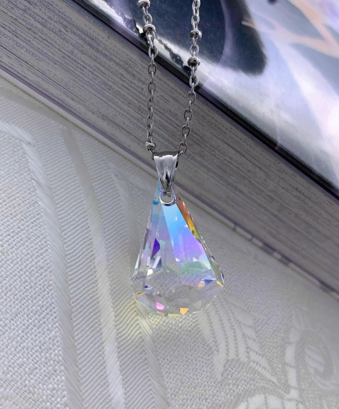 Collana Principessa Serenity realizzata in Cristallo Swarovski® - Versione Media