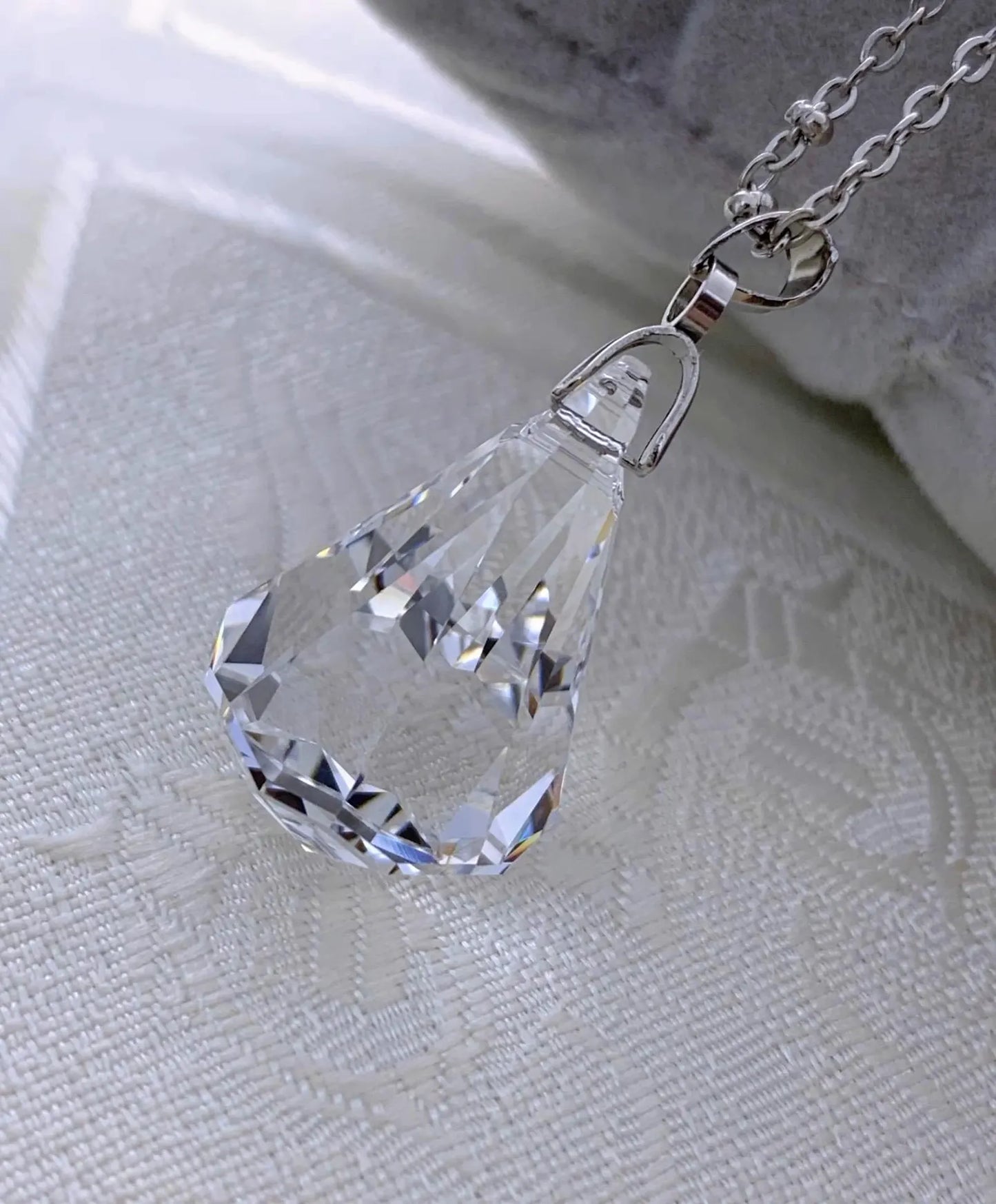Collana Principessa Serenity realizzata in Cristallo Swarovski® - Versione Media