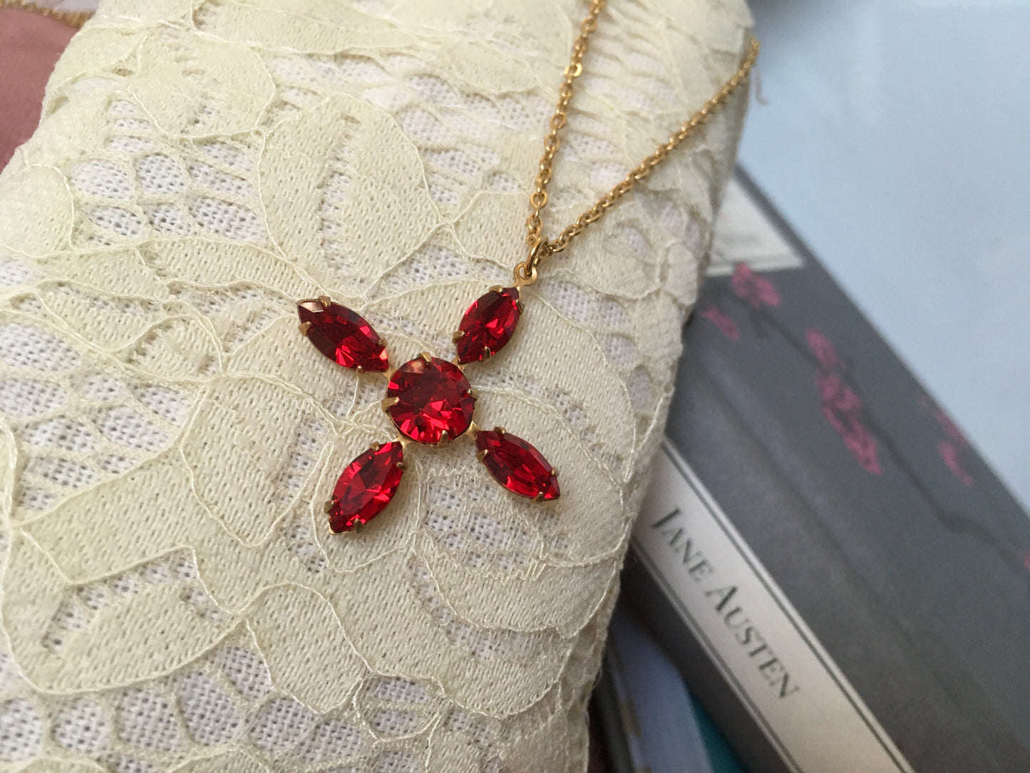 Elizabeth Bennet Collana Croce e Cristalli - Orgoglio e Pregiudizio - Gioielli Letterari - Edwardian Regency Style - Jane Austen