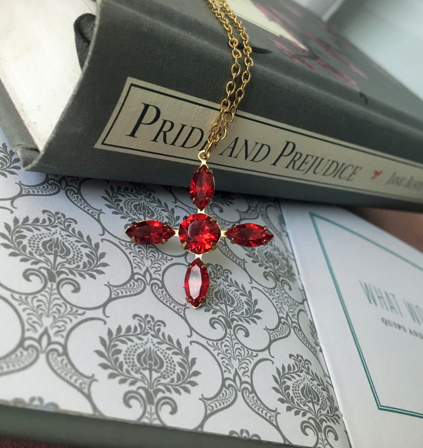 Elizabeth Bennet Collana Croce e Cristalli - Orgoglio e Pregiudizio - Gioielli Letterari - Edwardian Regency Style - Jane Austen
