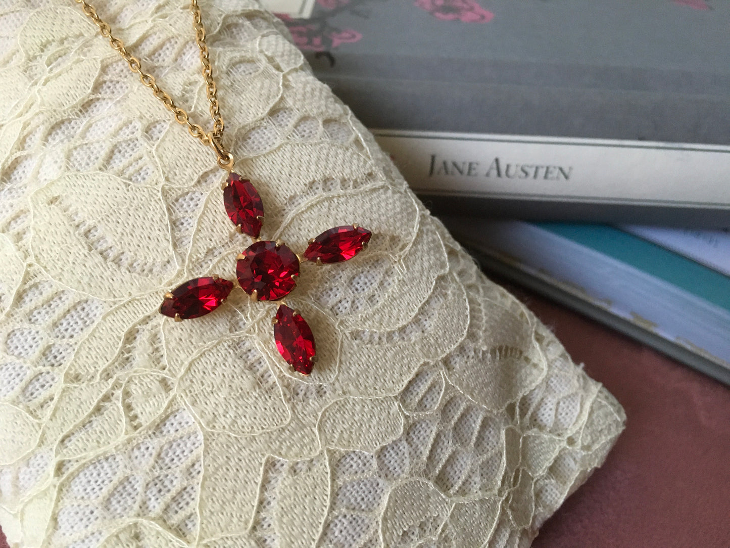 Elizabeth Bennet Collana Croce e Cristalli - Orgoglio e Pregiudizio - Gioielli Letterari - Edwardian Regency Style - Jane Austen