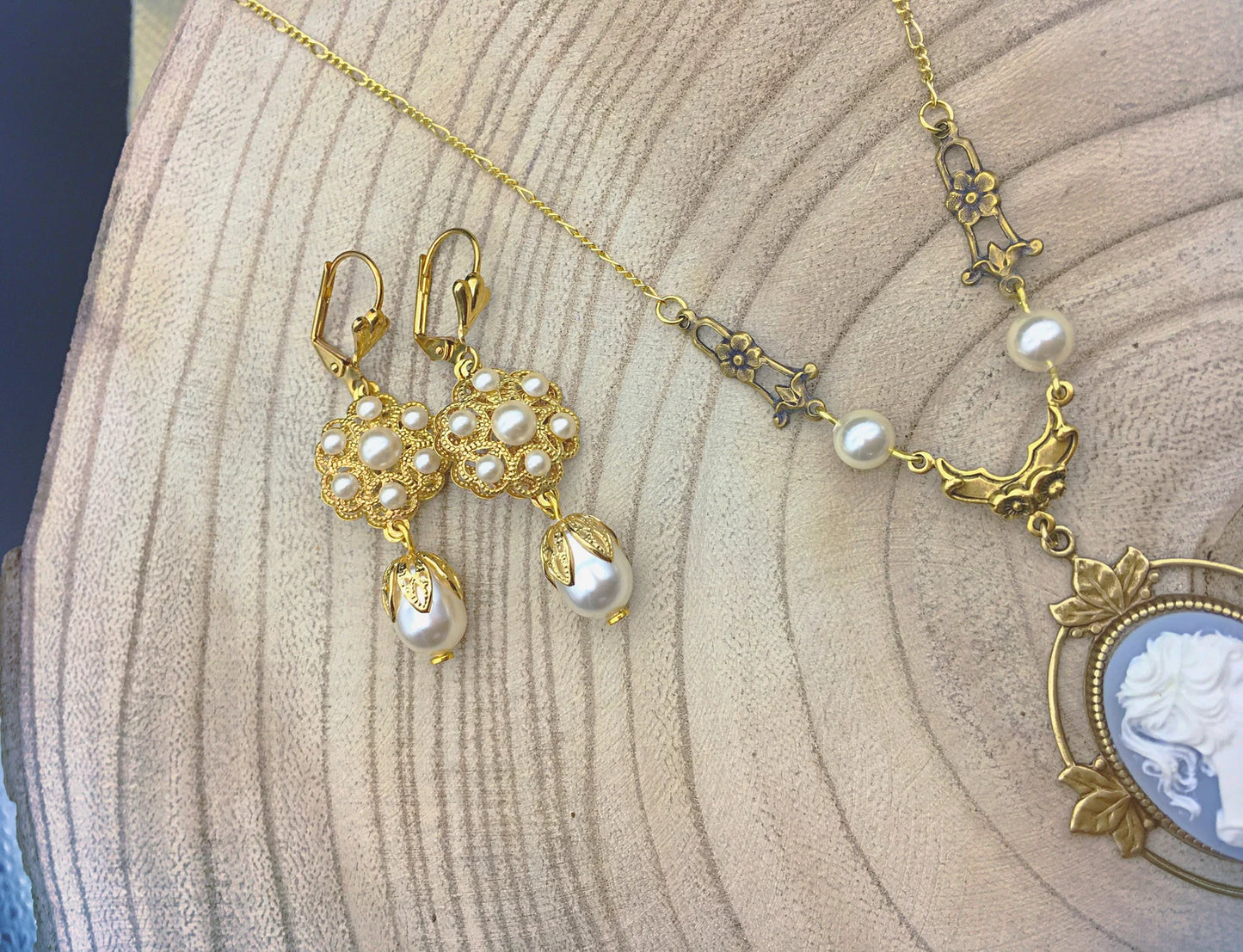 Orecchini Fiore Filigrana e Perle "Katherine Pierce 1864" Vampire