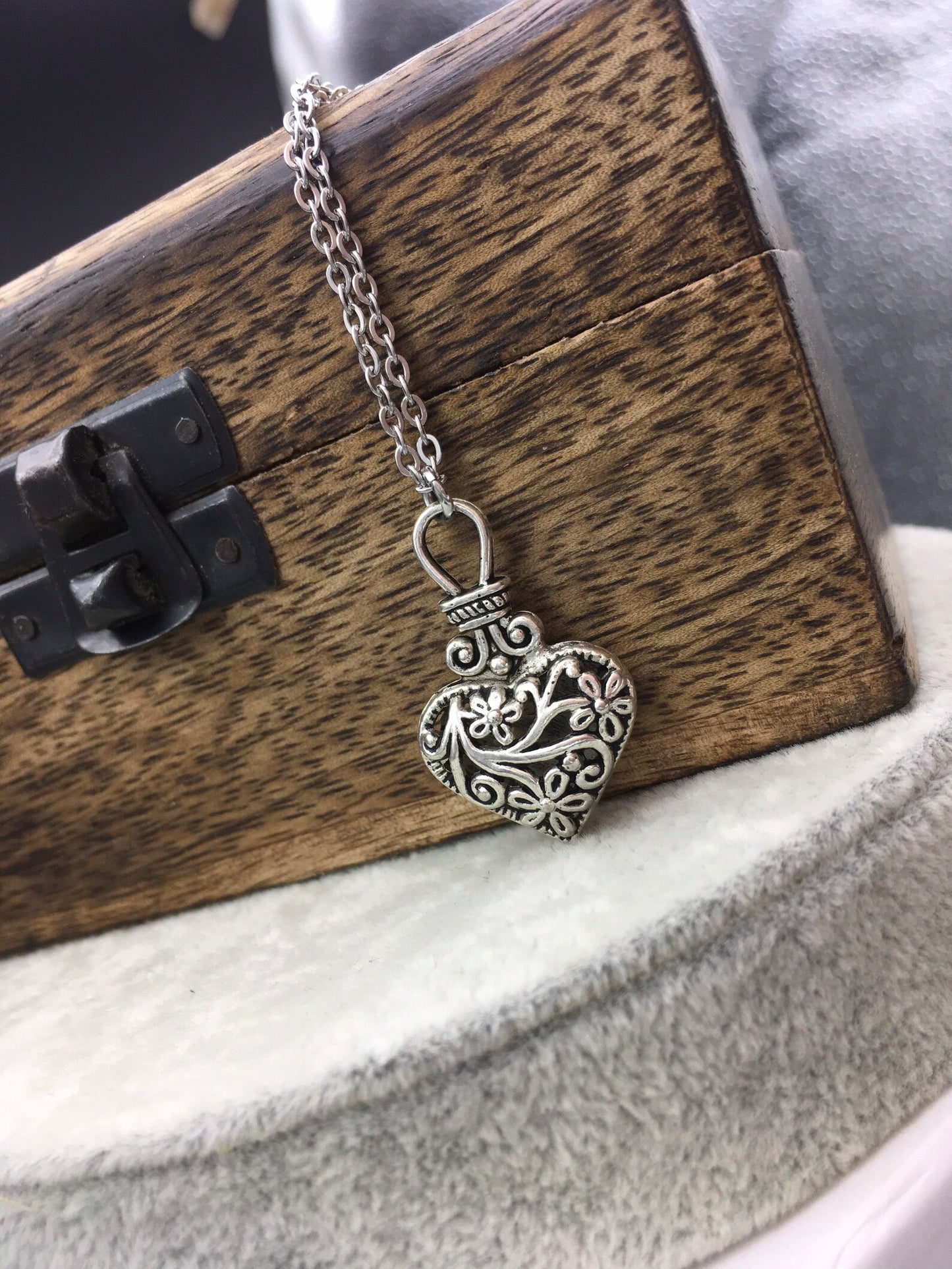 Caroline Forbes Vampire Filigree Antique Silver Heart Necklace