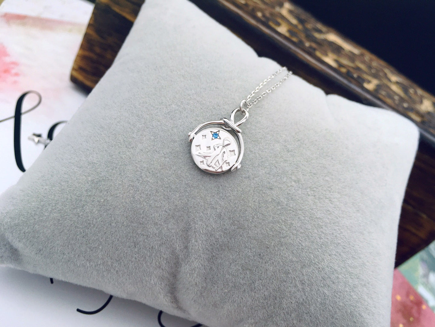 The Prince Necklace Sterling Silver 925 - Le Prince - Coin - Quote "The essential is invisible to the eye"