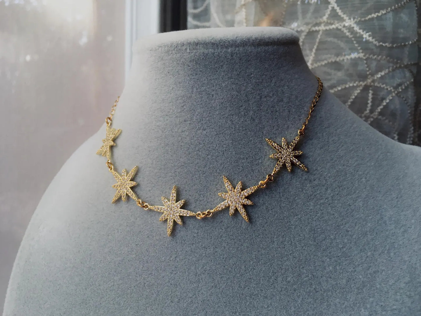 Choker North Star - Stella Polare - Collarino Stelle con Cristalli Cubic Zirconia - Ottone Placcato Oro