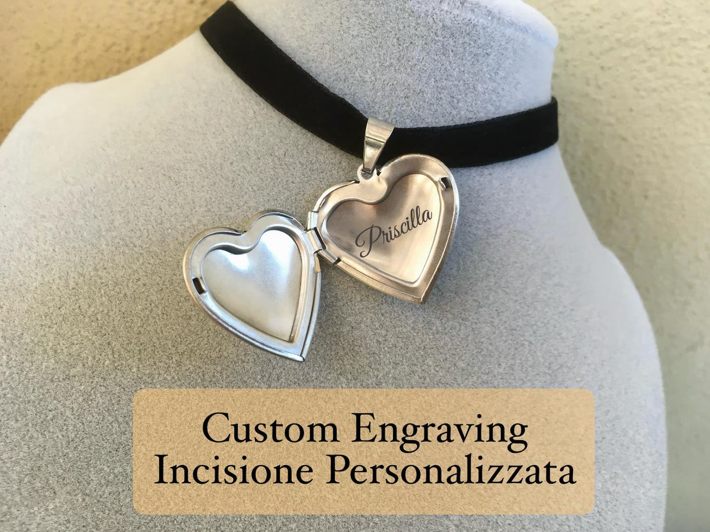 Collana Collarino Velluto Medaglione Cuore - Ciondolo Portafoto Locket Choker - Acciaio Inossidabile - Incisione Personalizzata