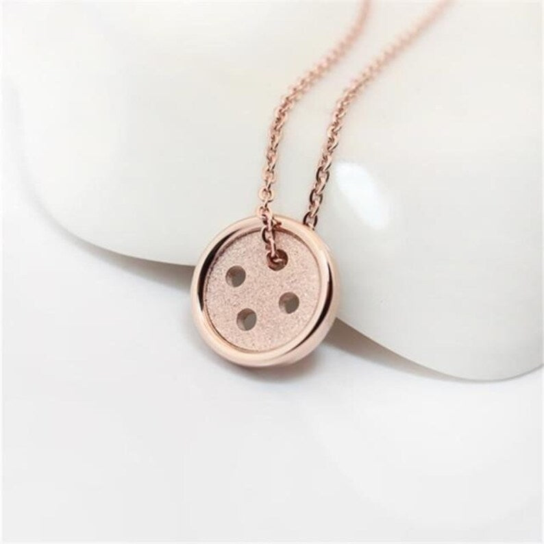Collana KDrama - Lucky Button - Bottone Portafortuna - Korean Drama Acciaio Inossidabile